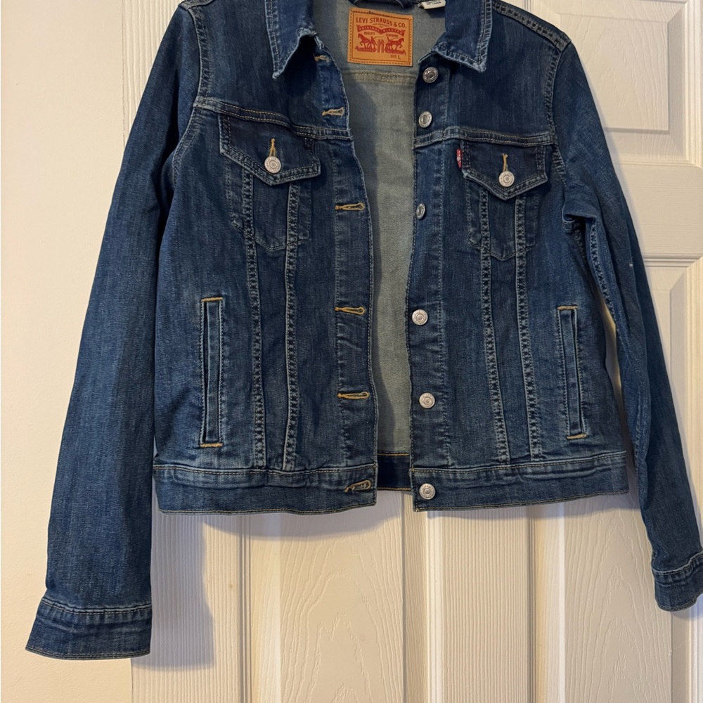 Levi's Blue Trucker Jean Jacket with Contrast Stitching